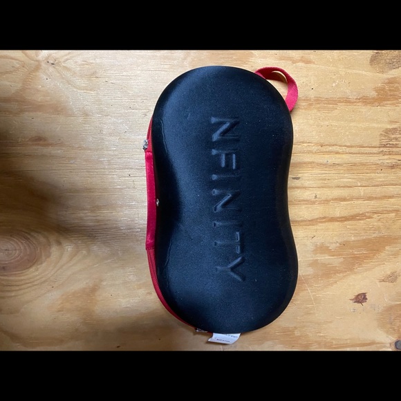 Nfinity Cheerleading sneakers - Picture 2 of 6